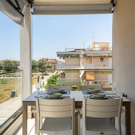 Apartment Aksquared Premium Vacation Paralia Dionysiou