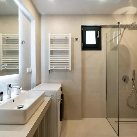 Apartment Aksquared Premium Vacation Paralia Dionysiou